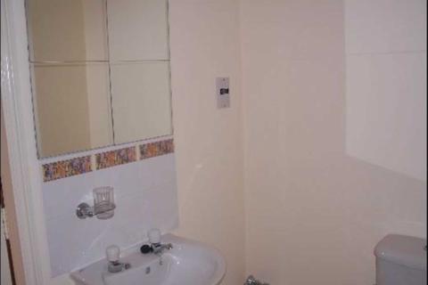 1 bedroom flat to rent - Cwrt Coles, Cardiff