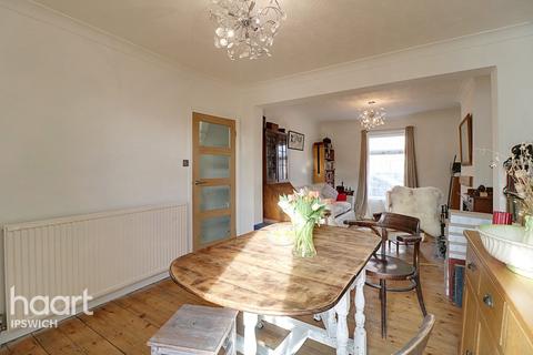 32 Seymour Road, Ipswich, IP2 8EN