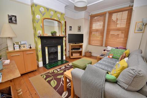 34 Wickham Road, London, E4 9JR