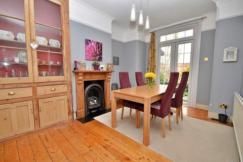 34 Wickham Road, London, E4 9JR