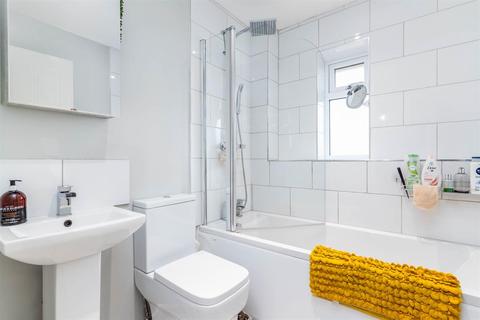 23 Ashmores Close, Redditch, B97 5LP