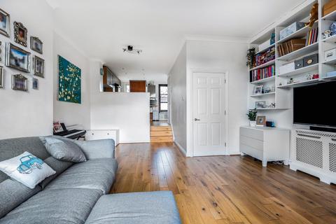 150 Plover Way, London, SE16 7TZ