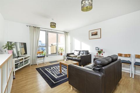 1 bedroom flat to rent - Union Road, Clapham, London, SW4