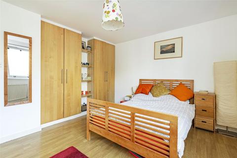 1 bedroom flat to rent - Union Road, Clapham, London, SW4