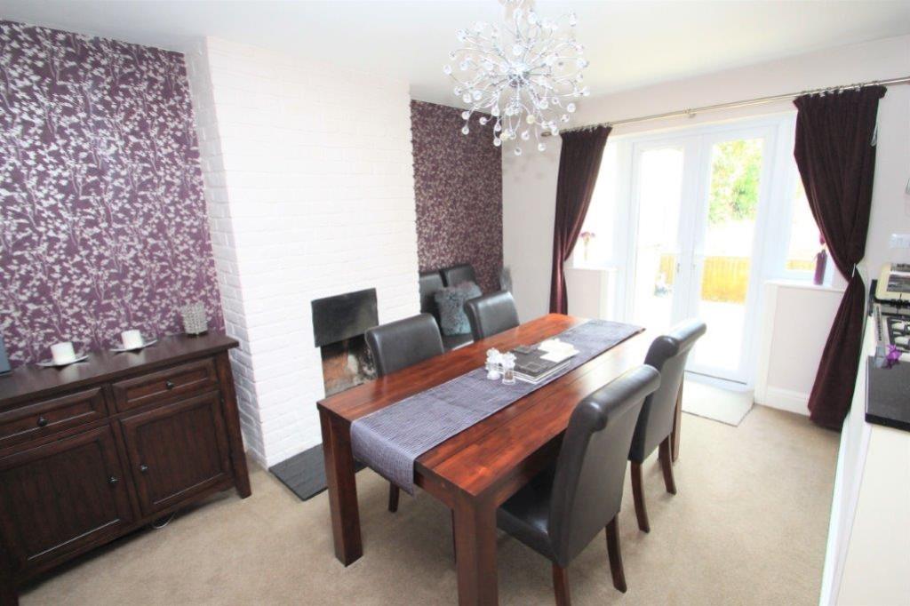 167 Castle Road dining area