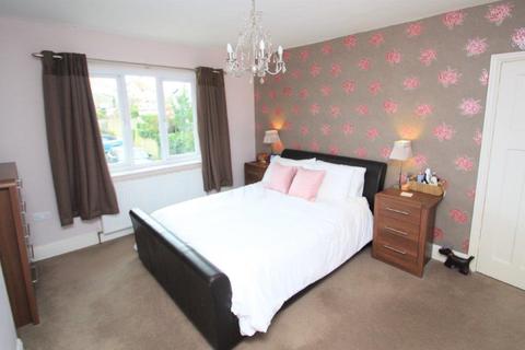 167 Castle Road, Salisbury, SP1 3RX