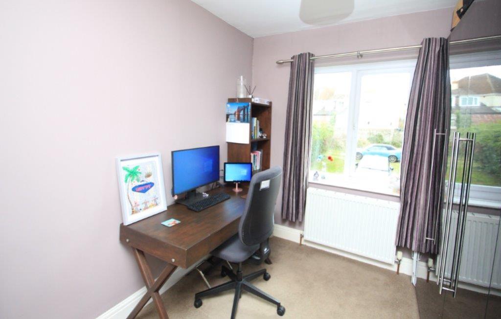 167 Castle Road bedroom 3
