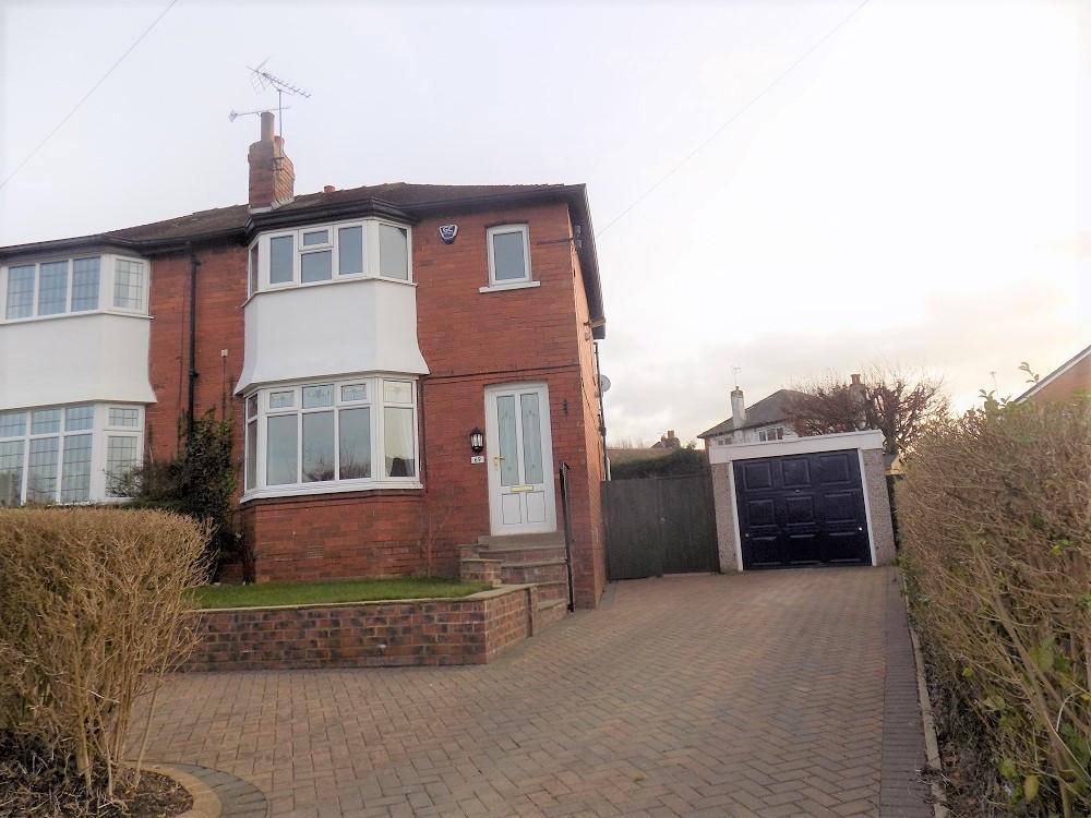 The Drive, Bardsey, Leeds, LS17 3 bed semidetached house £1,200 pcm