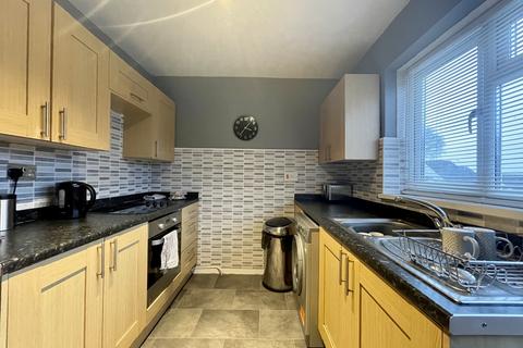 28 Palmerston Drive, Exeter, EX4 2JA