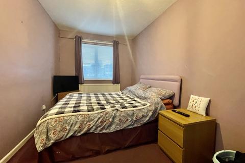 28 Palmerston Drive, Exeter, EX4 2JA