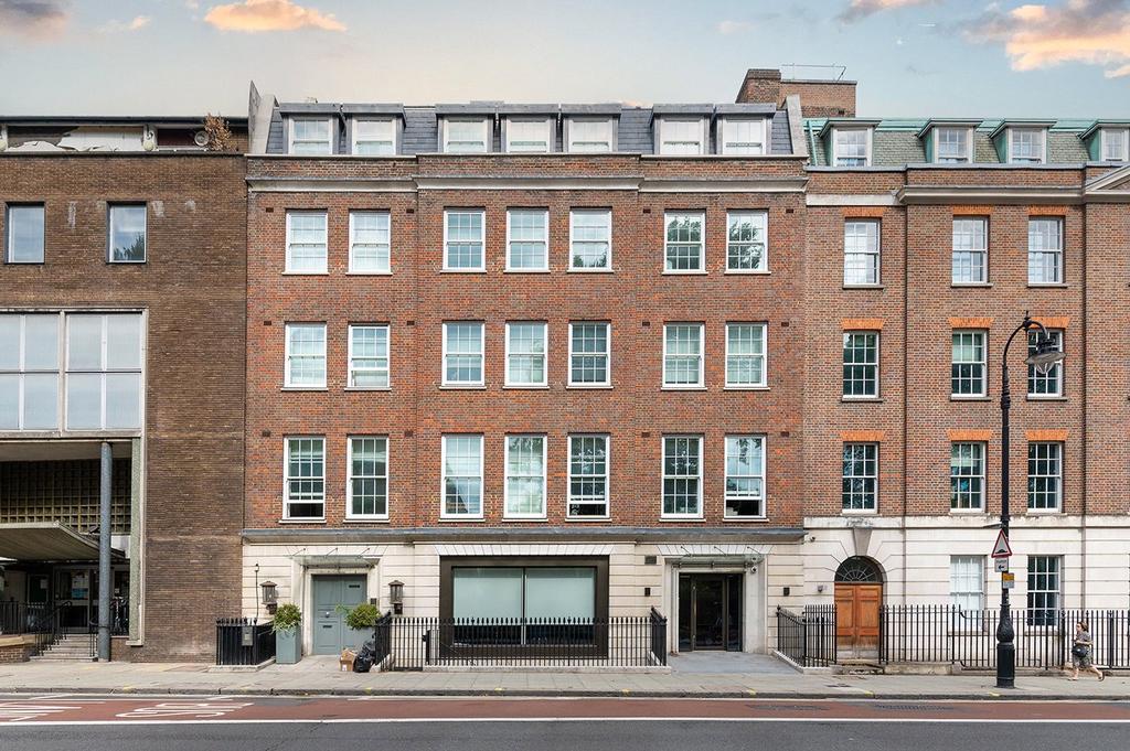 Theobalds Road, Holborn, WC1X 1 bed apartment £680,000