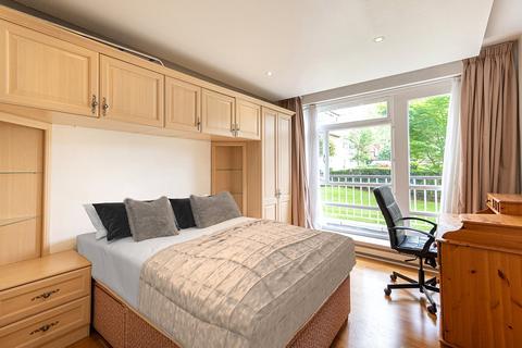 3 bedroom apartment for sale, St. John's Wood Park, St. John's Wood, NW8