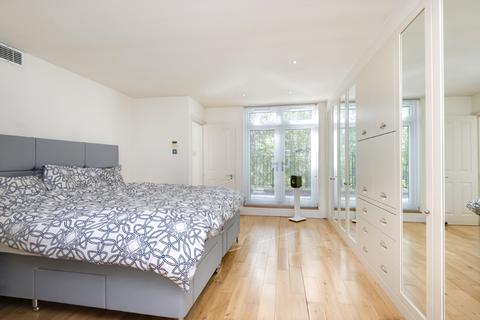 4 bedroom terraced house for sale - Rosemont Road, Hampstead, NW3