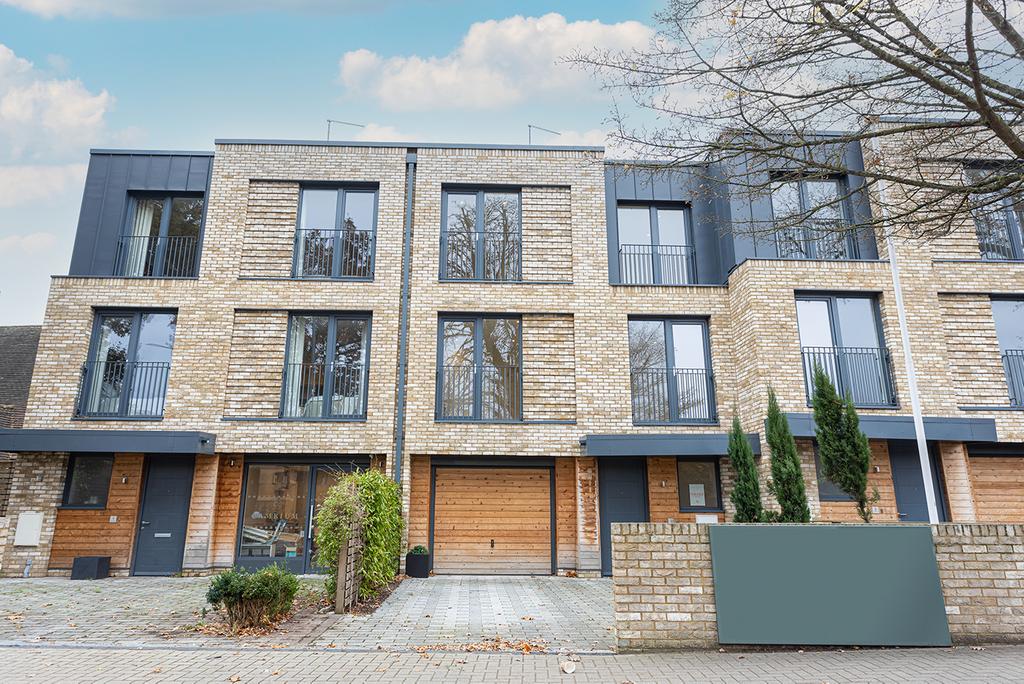 Victoria Drive, Southfields, London, SW19 5 bed terraced house for sale
