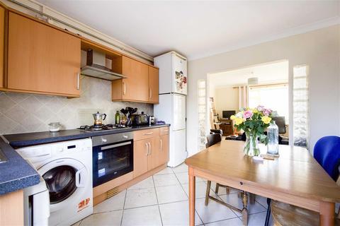 29 Aboyne Drive, London, SW20 0AN
