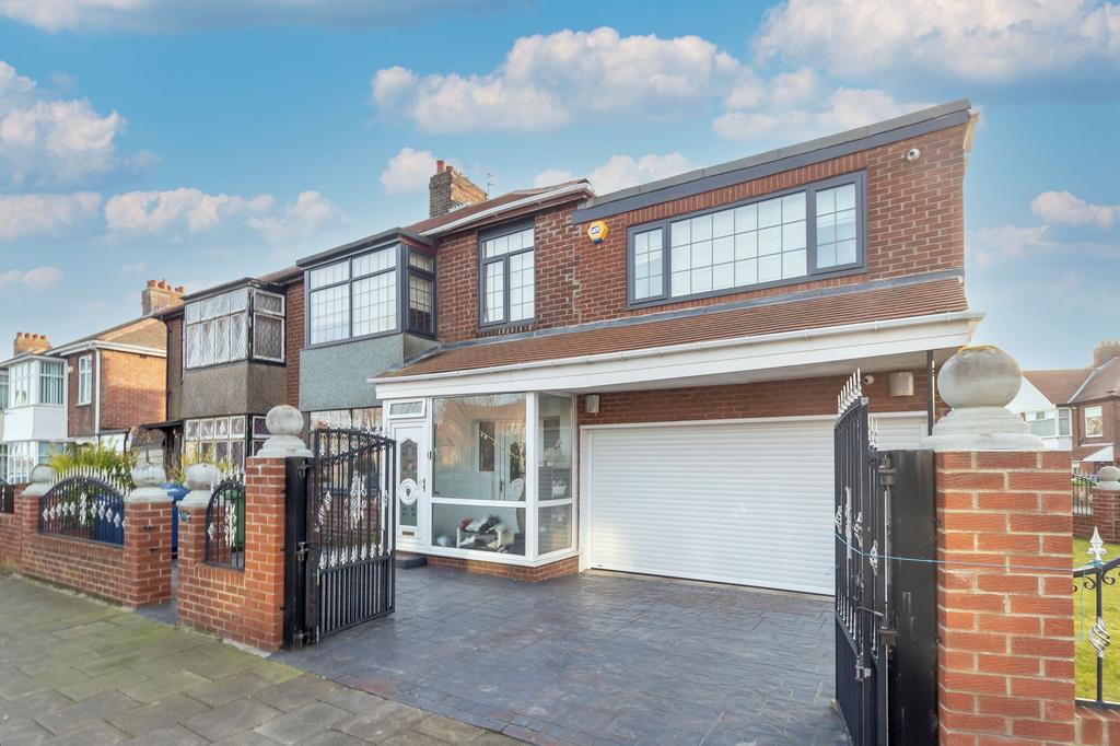 Cedar Road, Fenham, Newcastle upon... 5 bed semidetached house £480,000