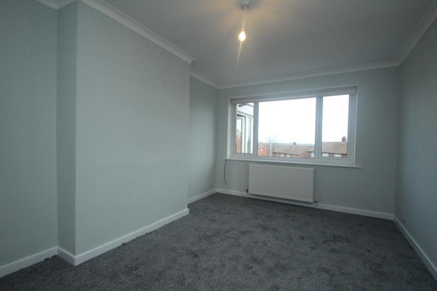 WAINFLEET ROAD, HARROGATE, HG1 3ED 4 bed semidetached house £1,200