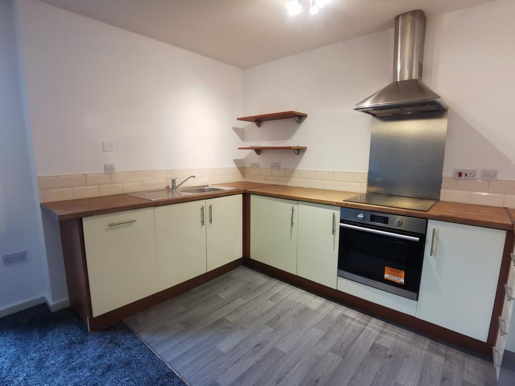 Apartment in SALFORD - More