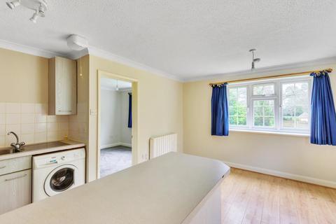 59 Alsford Close, Lightwater, GU18 5LF
