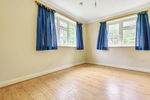 59 Alsford Close, Lightwater, GU18 5LF