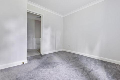 59 Alsford Close, Lightwater, GU18 5LF