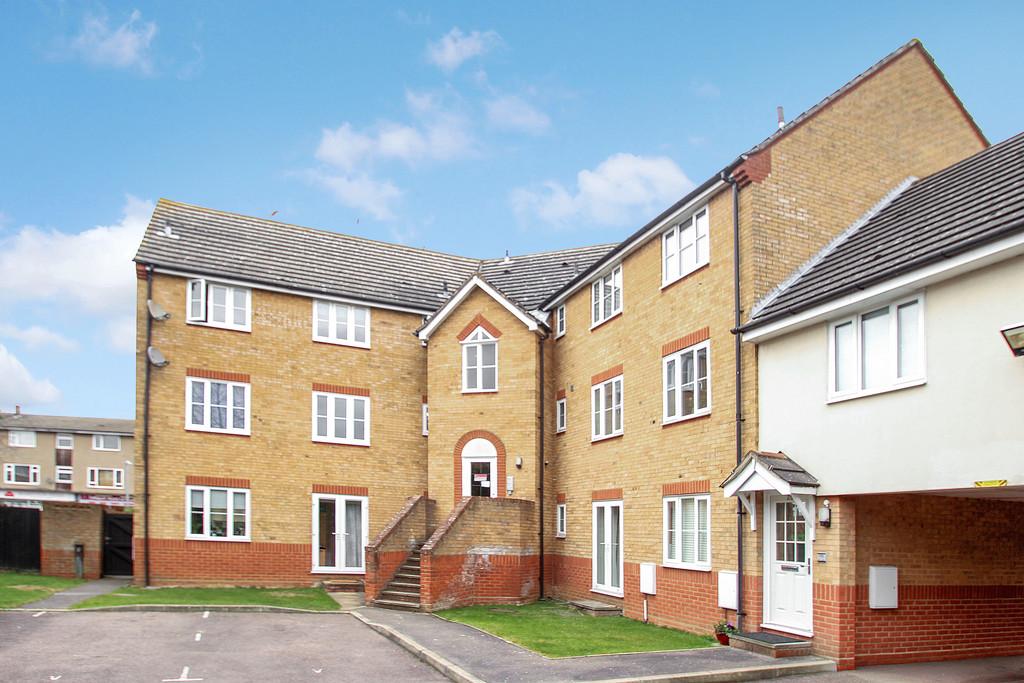 Bodmin Road, Chelmsford 2 bed apartment £900 pcm (£208 pw)