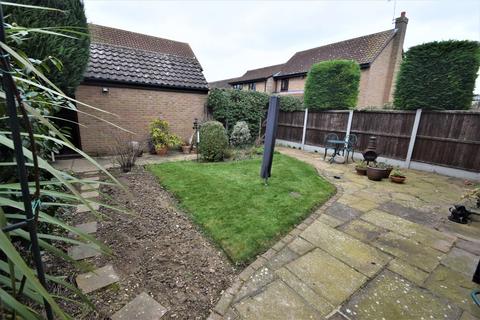 40 The Dell, Great Baddow, Chelmsford, CM2 7JY
