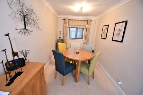 40 The Dell, Great Baddow, Chelmsford, CM2 7JY