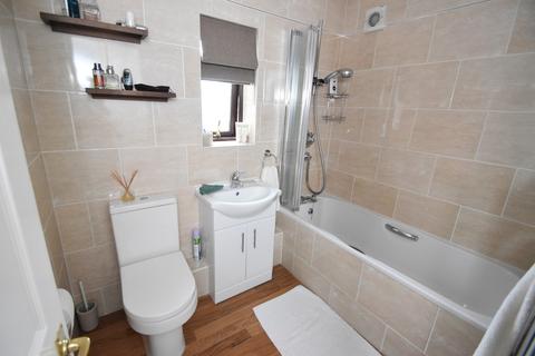 40 The Dell, Great Baddow, Chelmsford, CM2 7JY