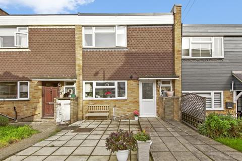 4 Andrews Close, Buckhurst Hill, IG9 5BL