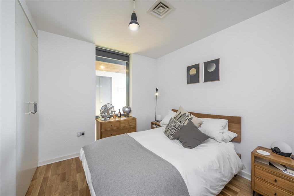 Fable Apartments, City Road, London 1 Bed Flat - £450,000