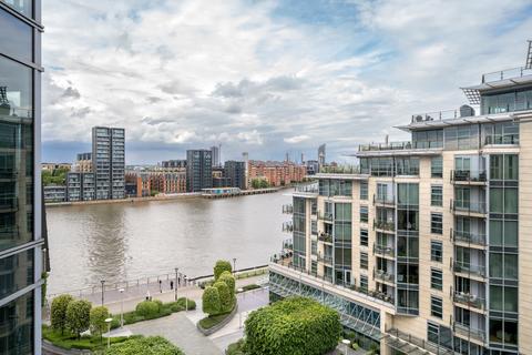 2 bedroom apartment to rent, Commodore House, Battersea Reach