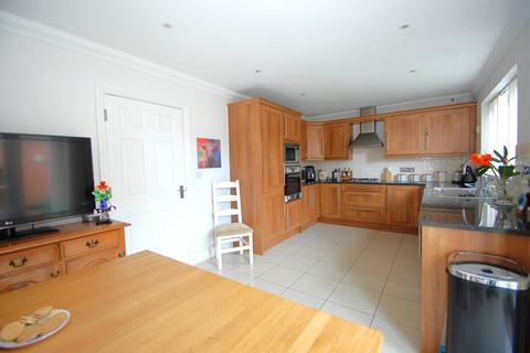 3 bedroom chalet for sale, Anchor Road, Tiptree
