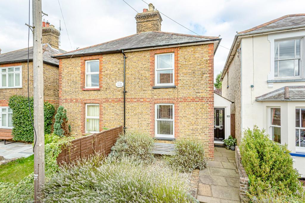 Barrells Down Road, Stortford, Hertfordshire, CM23 3 bed semi