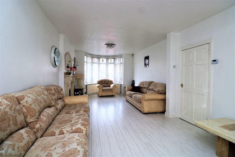 Broadway West, Walsall 4 bed semidetached house £340,000
