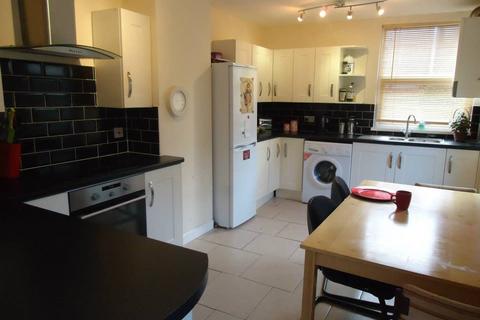 4 bedroom house to rent, Wellfield Place, Roath, Cardiff