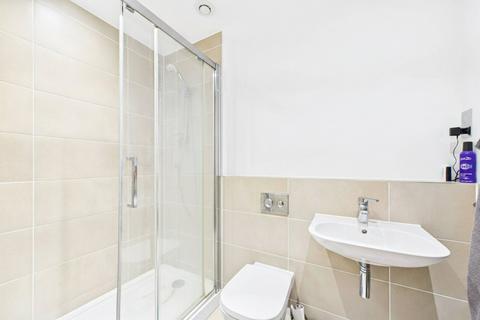 2 bedroom apartment to rent, Kestrel Court, 4 Heron Way, Maidenhead, Berkshire, SL6