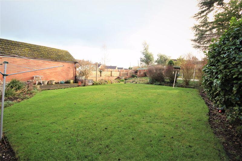 Chemistry, Whitchurch 3 bed detached house £260,000