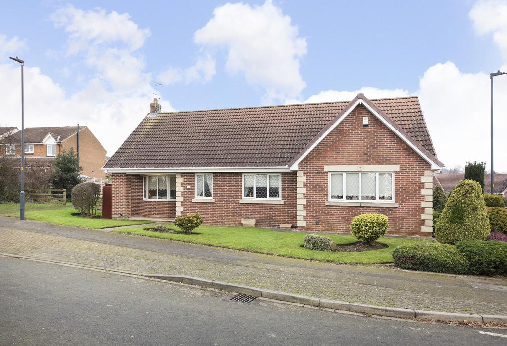 Stonefield Garth, Easingwold, York 4 bed bungalow £475,000