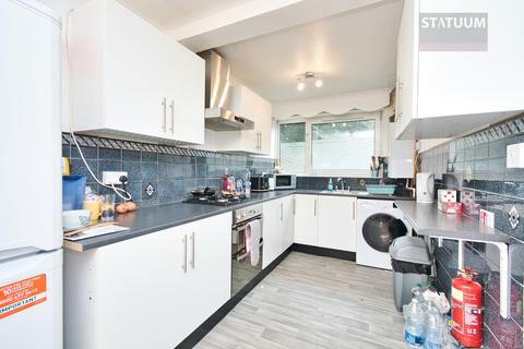 168 Wager Street, London, E3 4JF