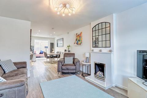 83 Springbank Close, Farsley, Pudsey, LS28 5TP