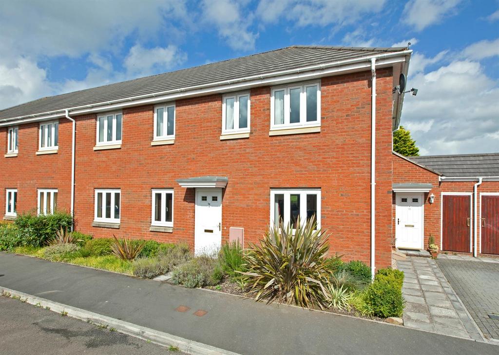 Oakfields, Tiverton, Devon 2 bed flat to rent £825 pcm (£190 pw)