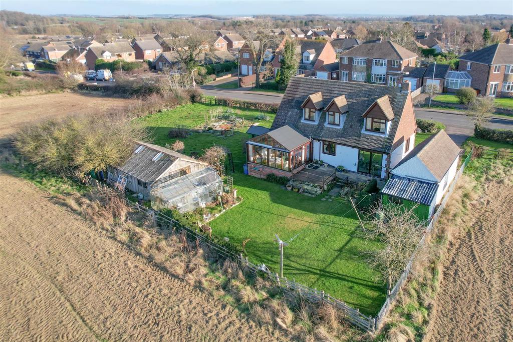 Oakley Road, Shepshed 4 bed detached house £599,950