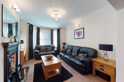 17 Linden Crescent, Folkestone, CT19 5RP