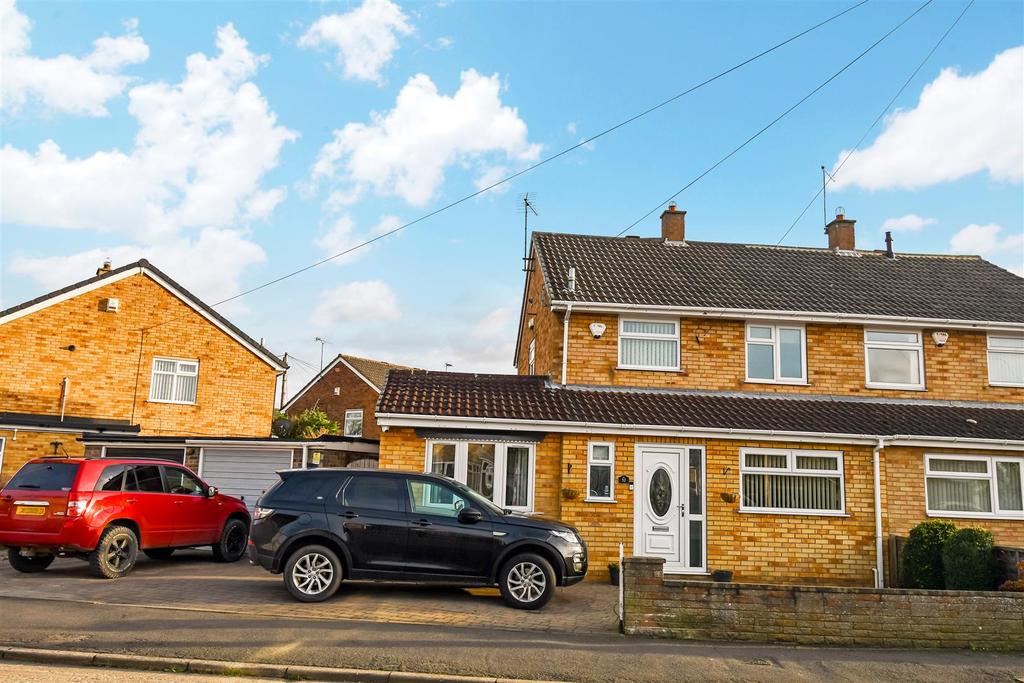 Westborough Way, Hull 3 bed semidetached house £220,000