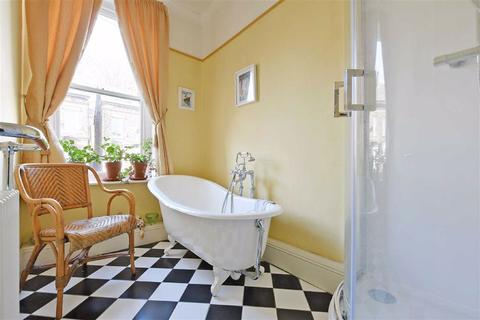 35 Harcourt Road, Sheffield, S10 1DH
