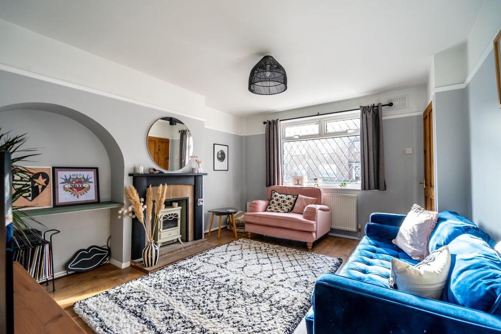 Nursery Drive, Holgate, York 2 bed end of terrace house £245,000