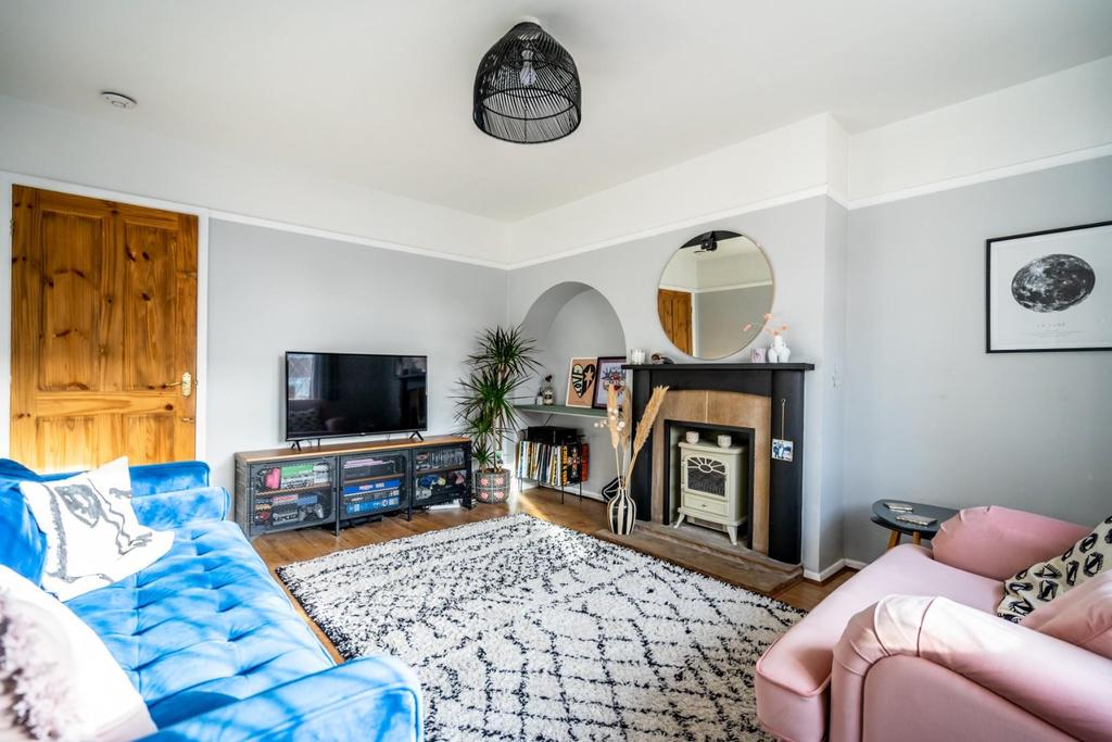Nursery Drive, Holgate, York 2 bed end of terrace house £245,000