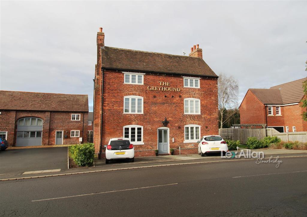 The Greyhound, Wombourne Road, Swindon, Dudley 2 bed apartment for sale