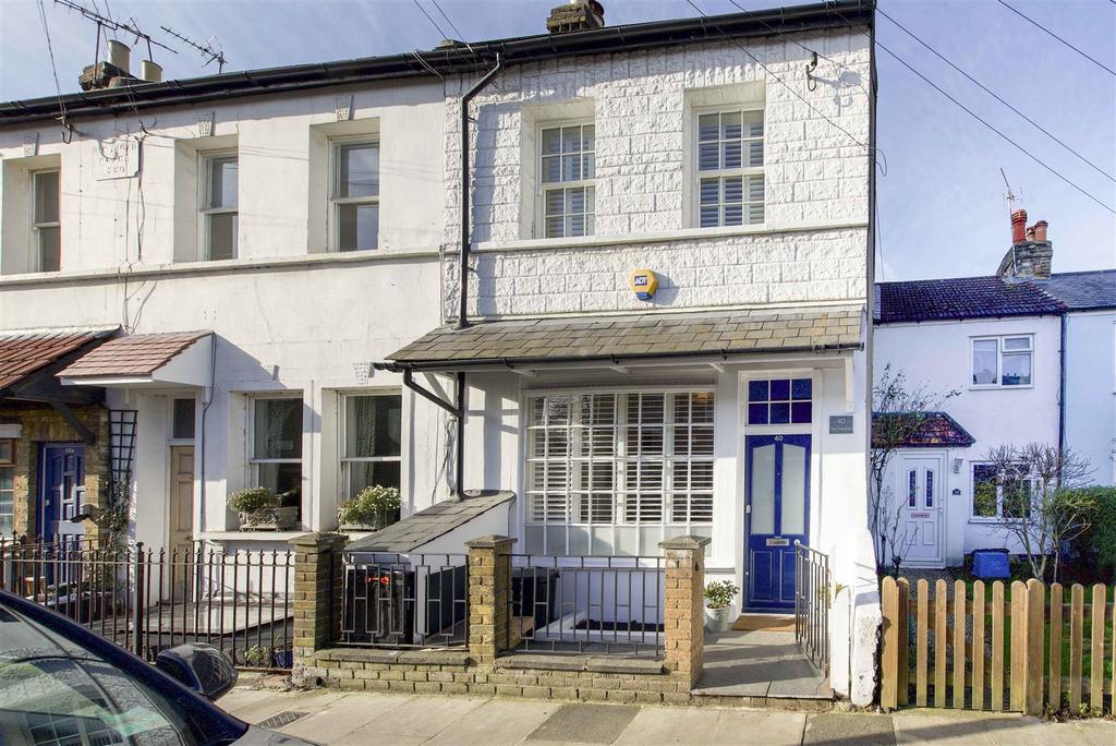 Winchester Road, St Margarets 4 bed end of terrace house £1,400,000